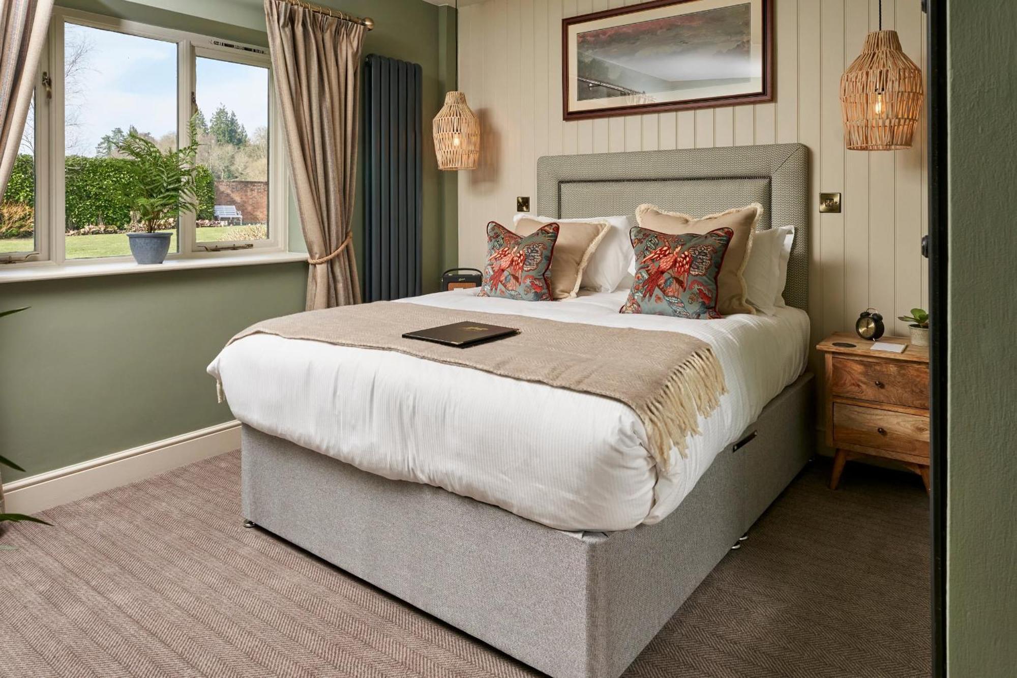 The White Horse Hotel Chilgrove Buitenkant foto