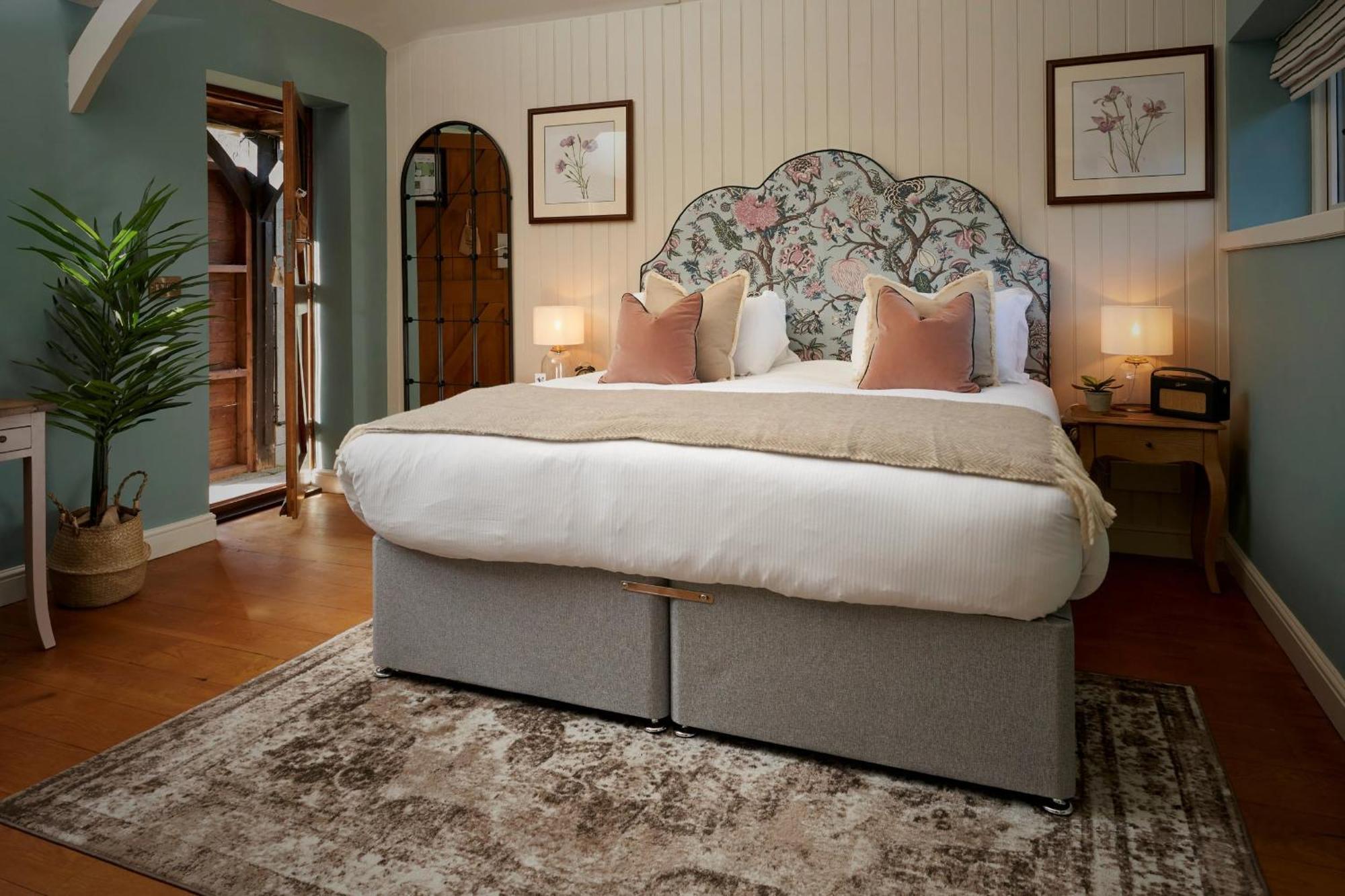 The White Horse Hotel Chilgrove Buitenkant foto