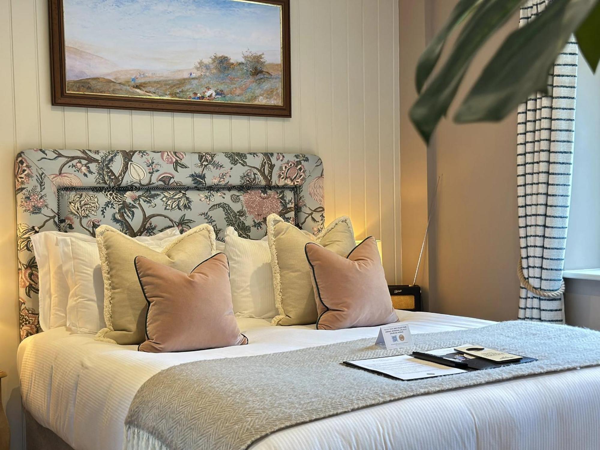 The White Horse Hotel Chilgrove Buitenkant foto