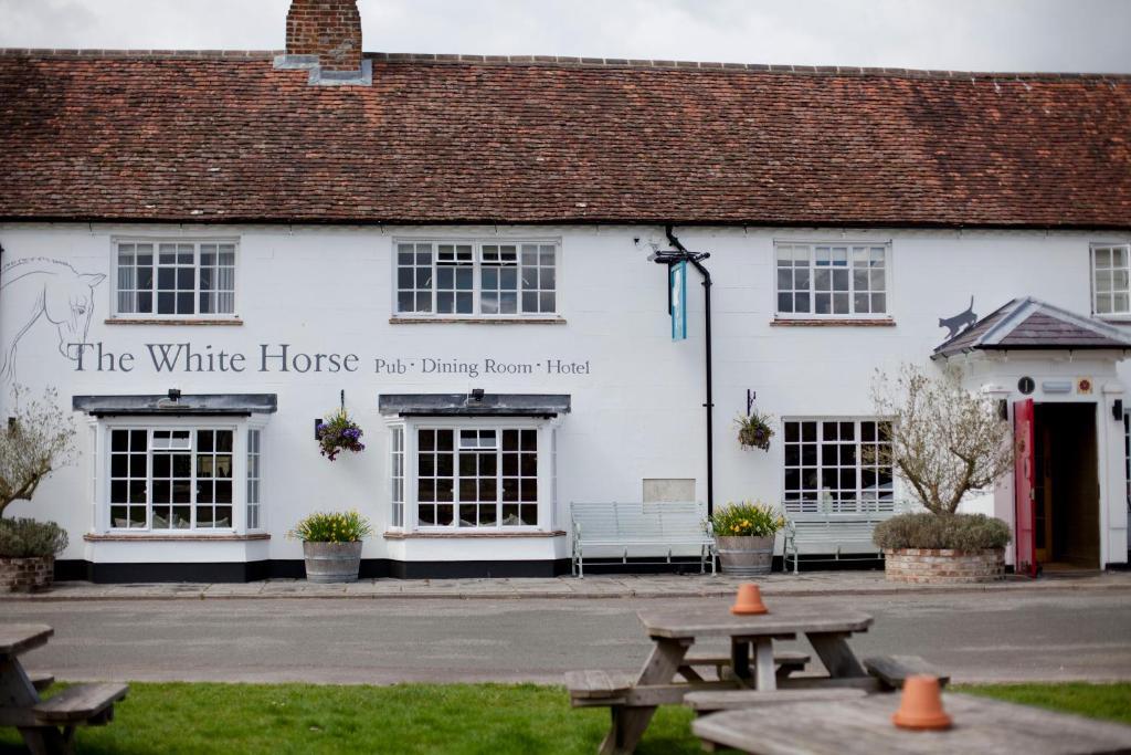 The White Horse Hotel Chilgrove Buitenkant foto