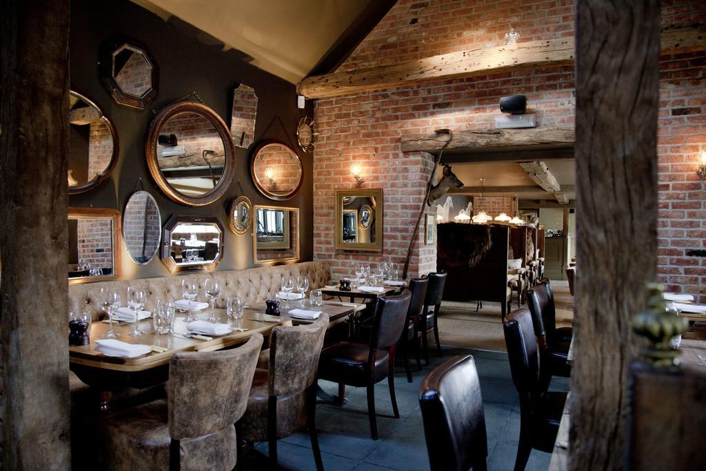 The White Horse Hotel Chilgrove Buitenkant foto