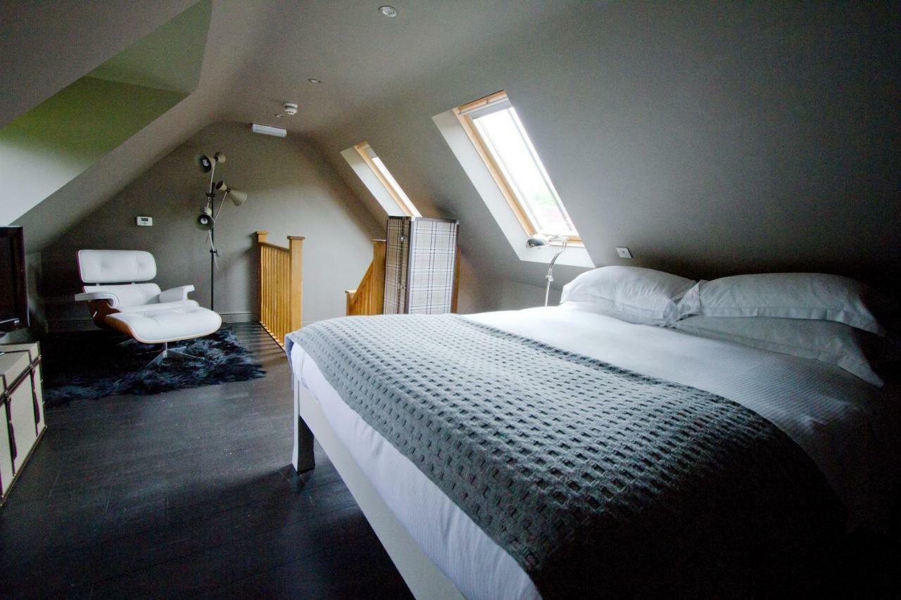 The White Horse Hotel Chilgrove Buitenkant foto